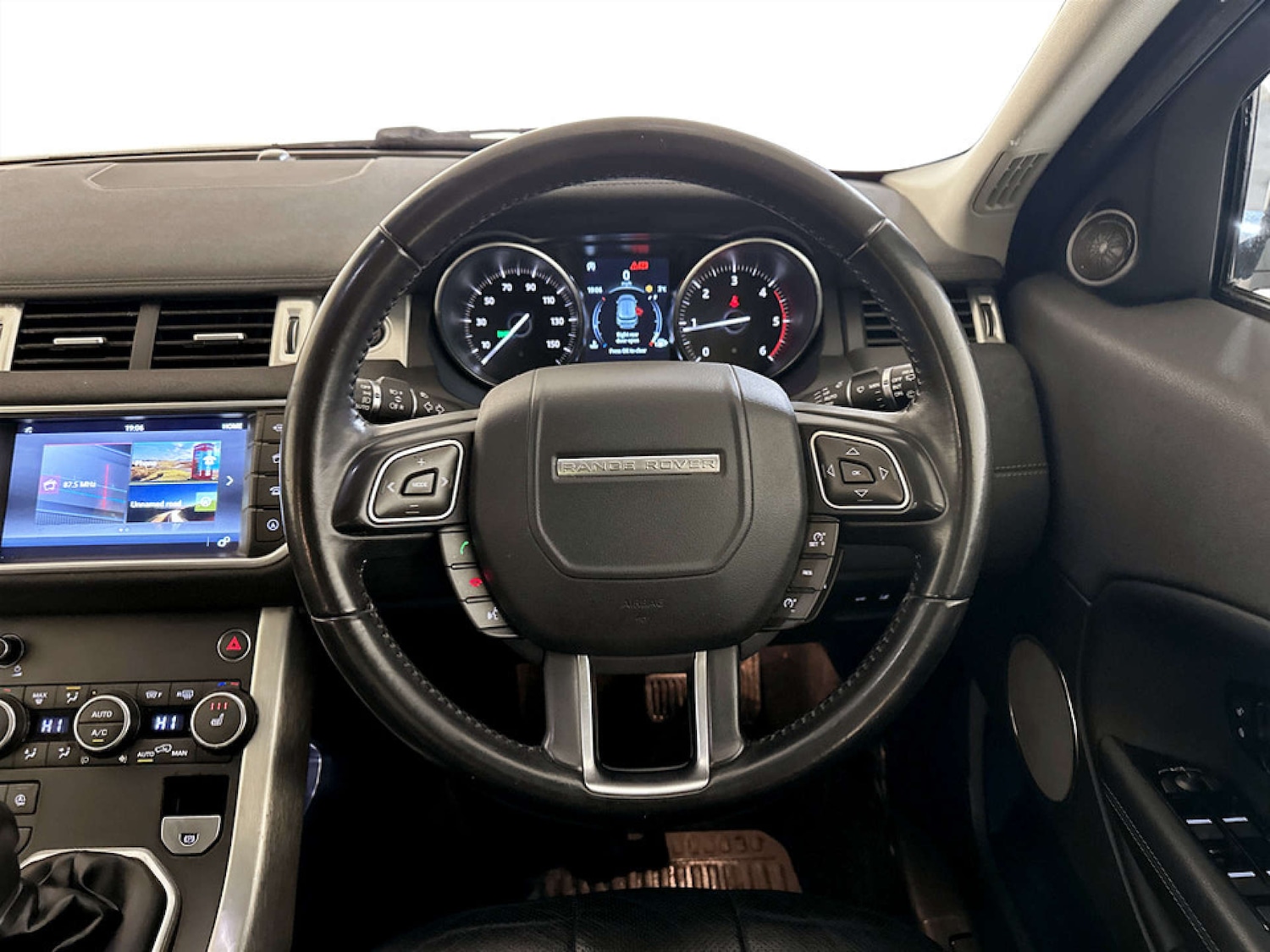 Used Land Rover Range Rover Evoque 2018 for sale - 77336951: Photo 17