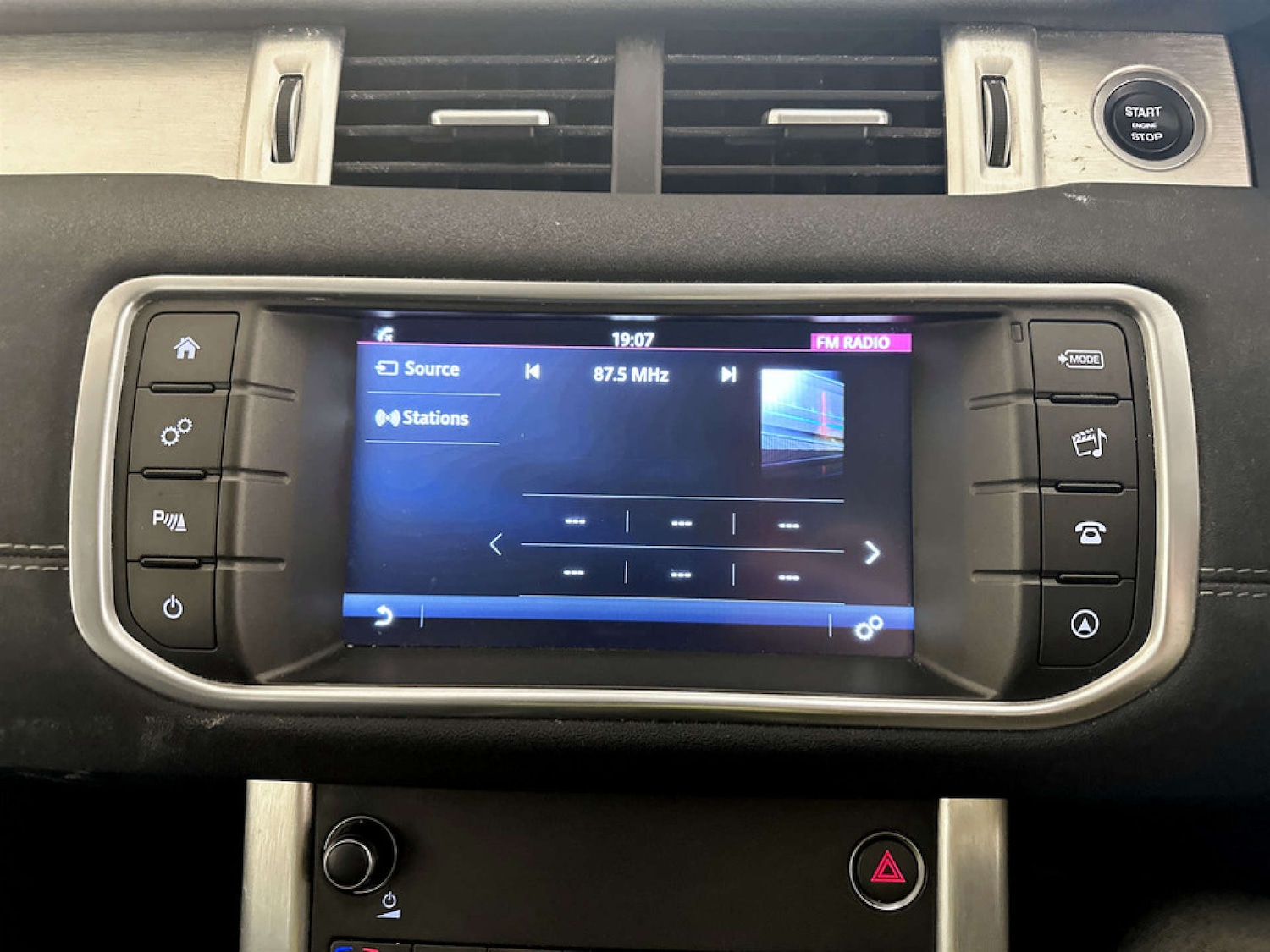 Used Land Rover Range Rover Evoque 2018 for sale - 77336951: Photo 23