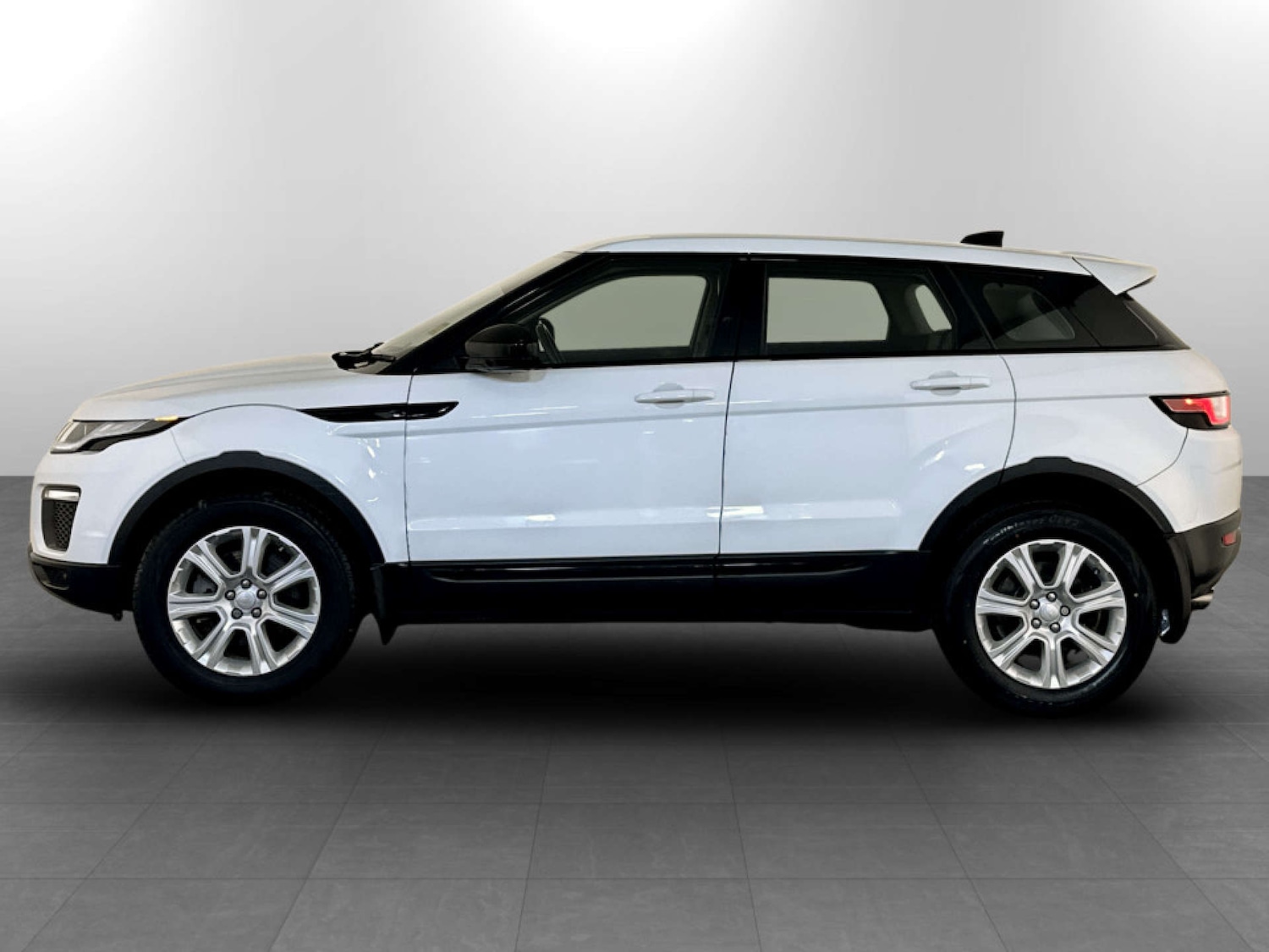 Used Land Rover Range Rover Evoque 2018 for sale - 77336951: Photo 7
