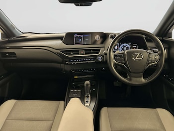 Used Lexus UX 2021 for sale - 78501619: Photo
