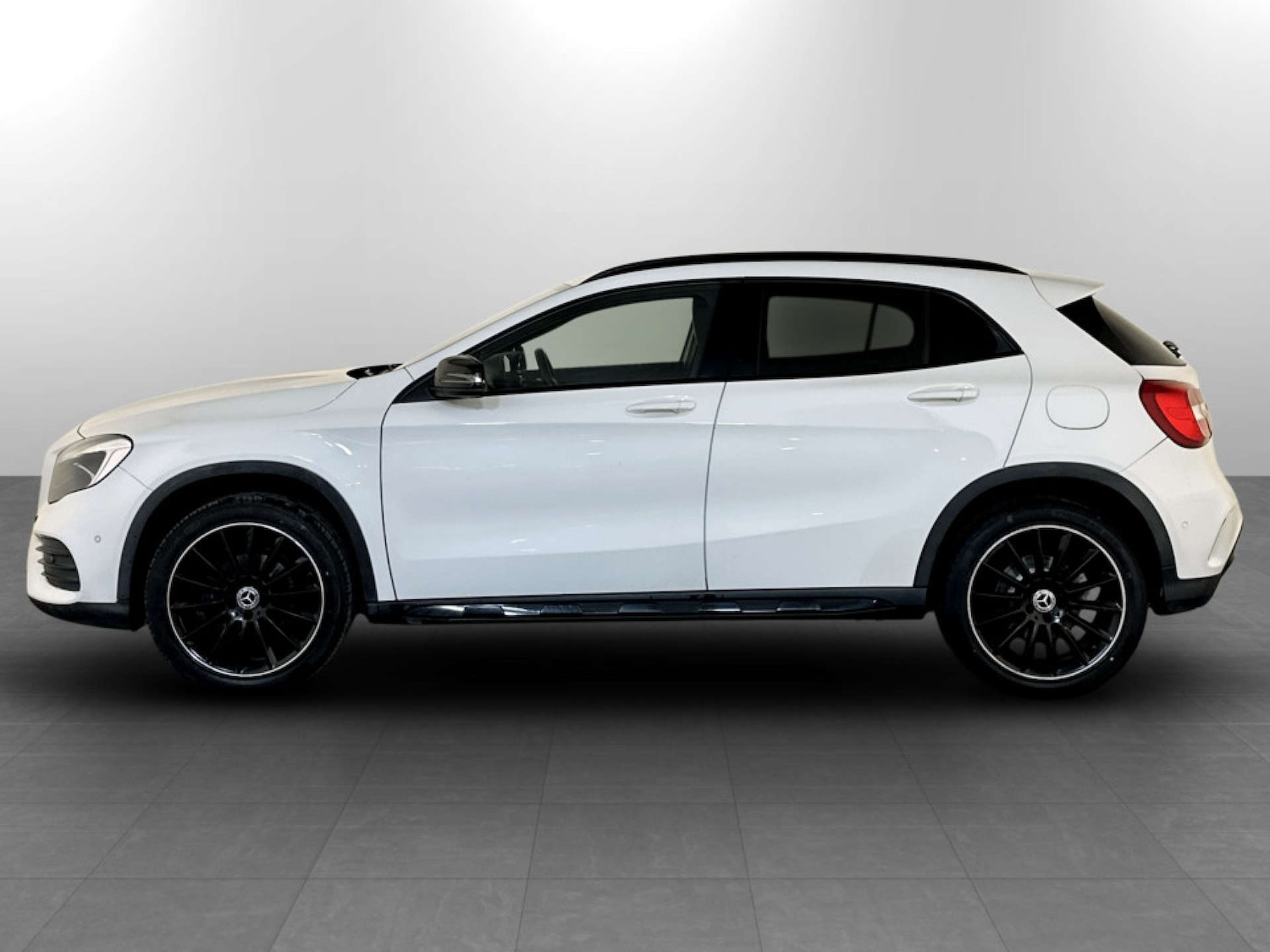 Used Mercedes-Benz GLA 2017 for sale - 77734989: Photo 7