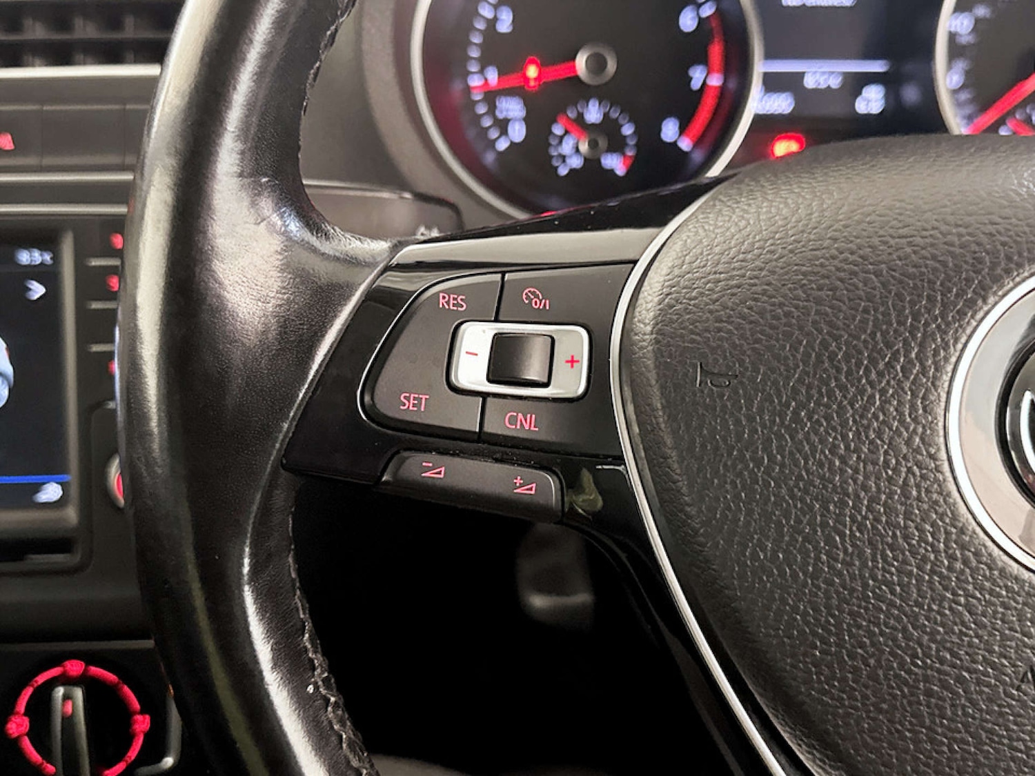 Used Volkswagen Polo 2017 for sale - 77185952: Photo 17