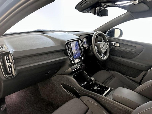 Used Volvo XC40 2023 for sale - 75712283: Photo 12