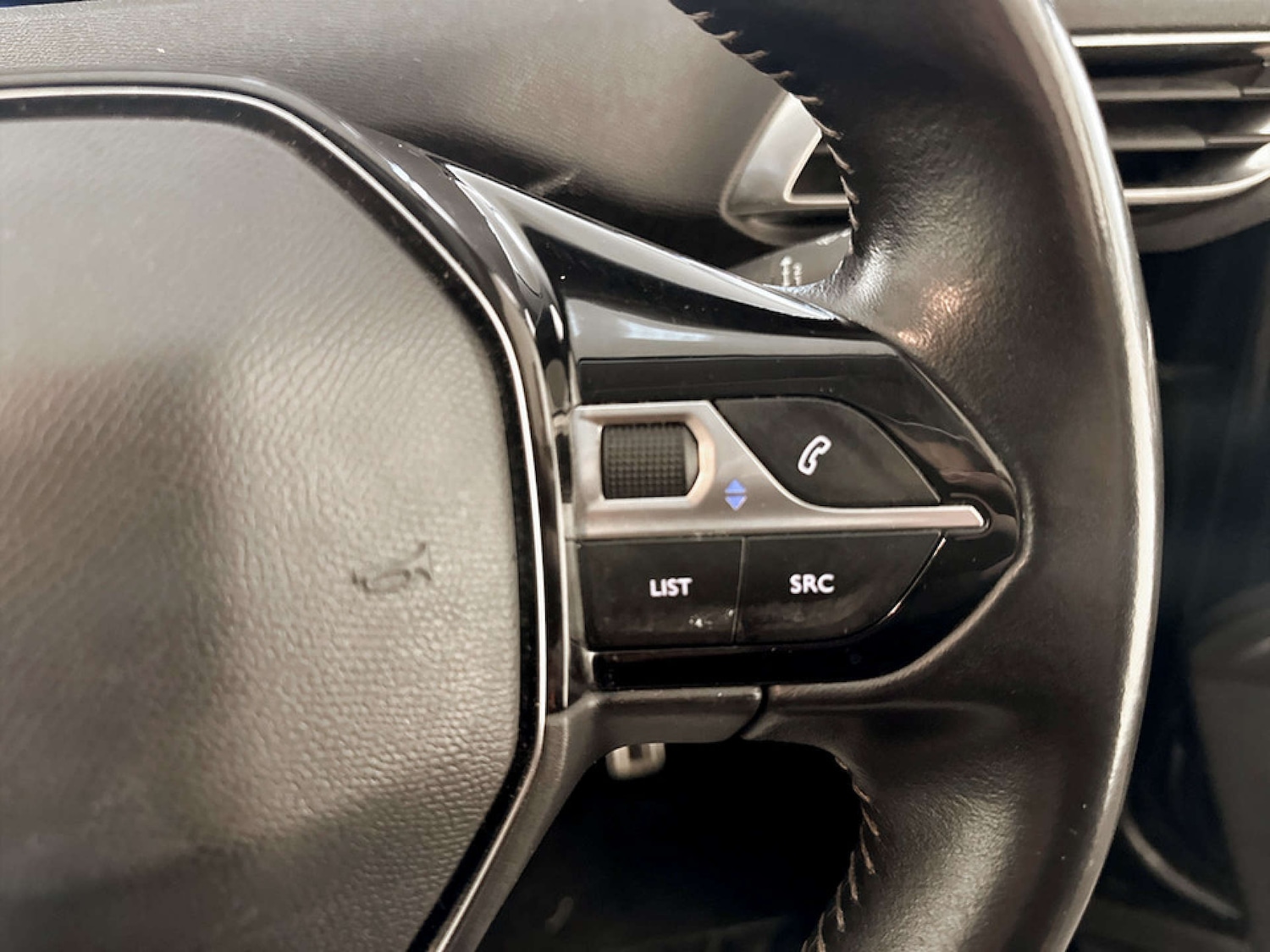 Used Peugeot 3008 2021 for sale - 77655570: Photo 17