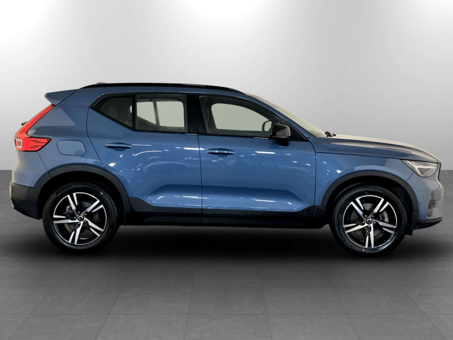 Used Volvo XC40 2024 for sale - 77712954: Photo 11