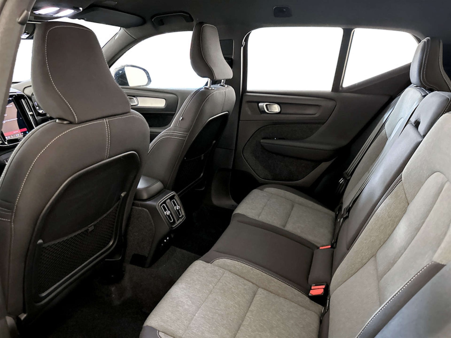 Used Volvo XC40 2024 for sale - 77712954: Photo 13