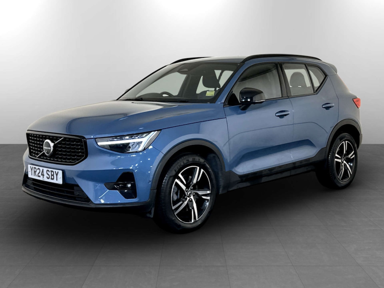 Used Volvo XC40 2024 for sale - 77712954: Photo 6