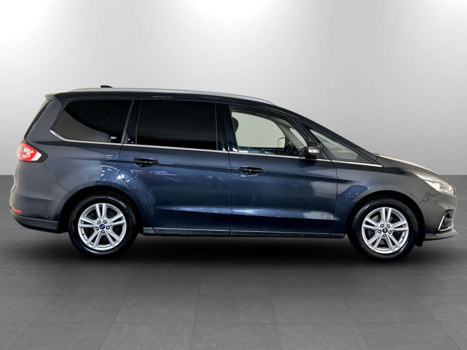 Used Ford Galaxy 2022 for sale - 77186066: Photo 11