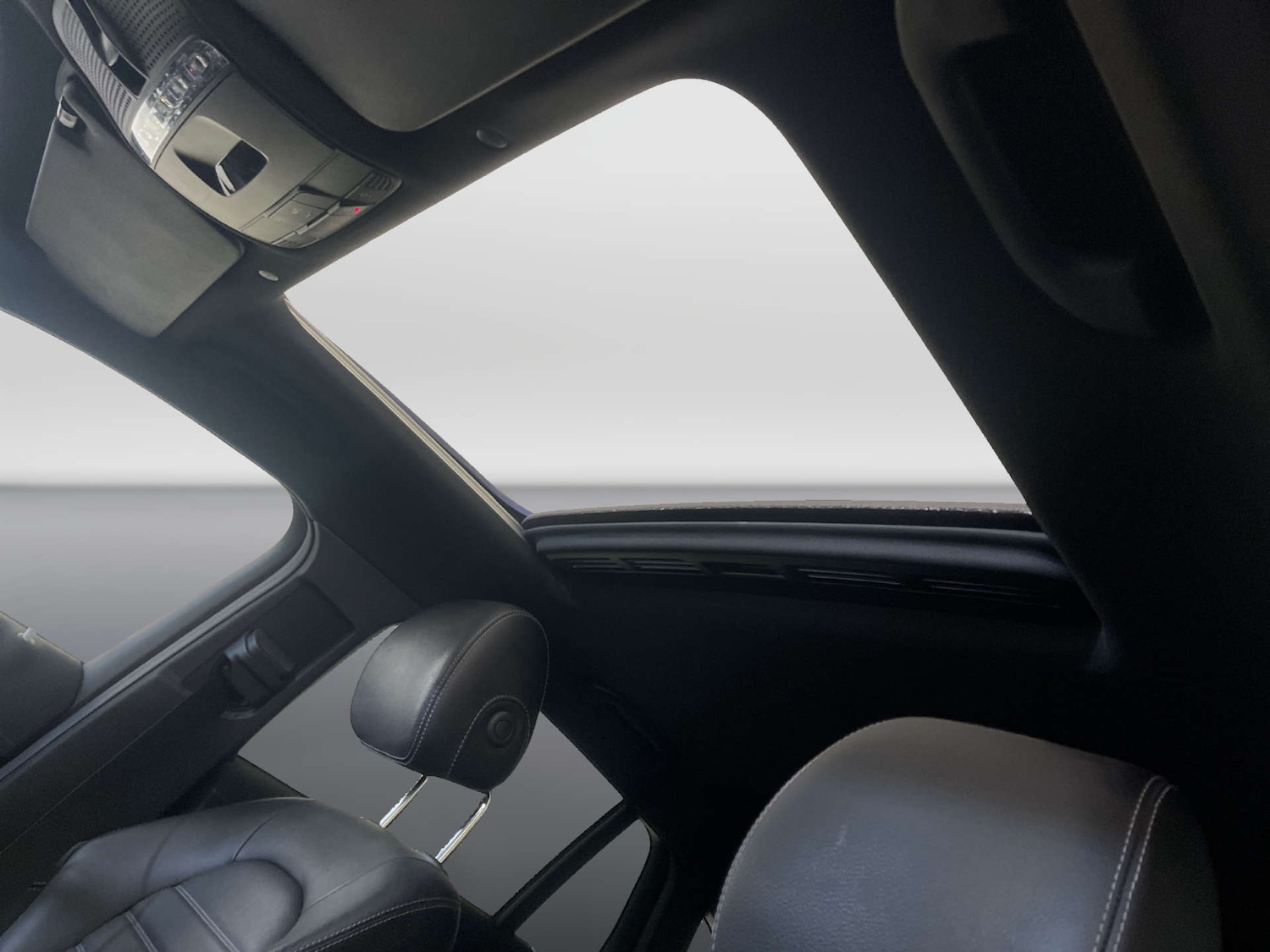 Used Mercedes-Benz EQC 2022 for sale - 78016541: Photo 15