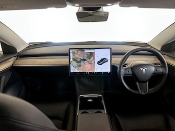 Used Tesla Model 3 2021 for sale - 76684995: Photo