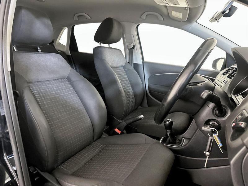 Used Volkswagen Polo 2016 for sale - 76344444: Photo 13