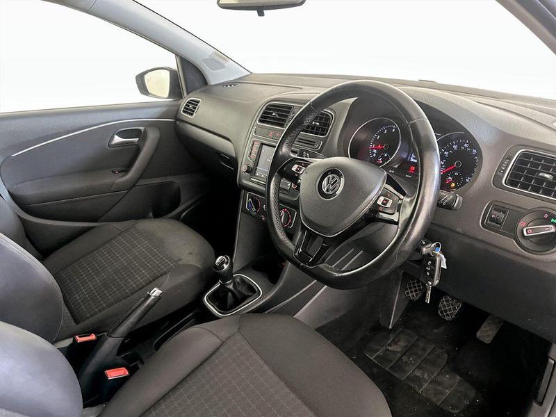 Used Volkswagen Polo 2016 for sale - 76344444: Photo 15