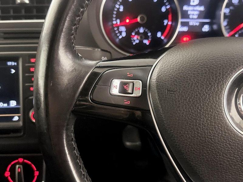 Used Volkswagen Polo 2016 for sale - 76344444: Photo 17