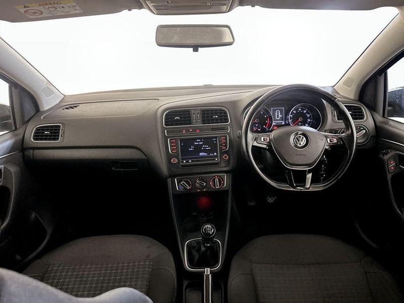 Used Volkswagen Polo 2016 for sale - 76344444: Photo 3