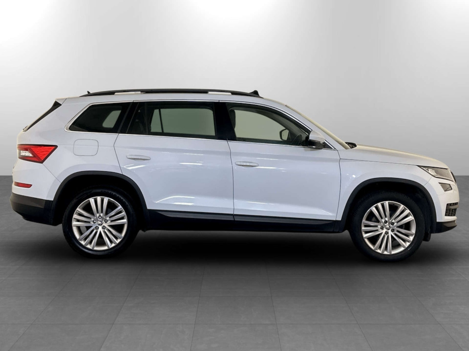 Used Skoda Kodiaq 2017 for sale - 77185728: Photo 11