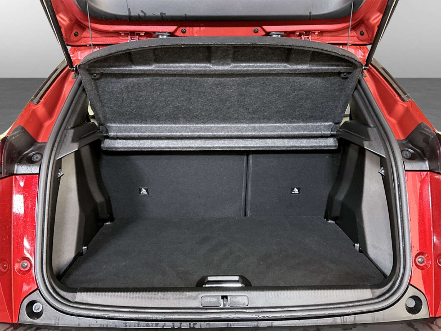 Used Peugeot 2008 2023 for sale - 77664927: Photo 14