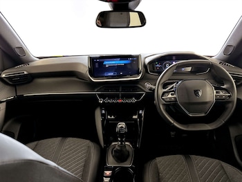 Used Peugeot 2008 2023 for sale - 77664927: Photo