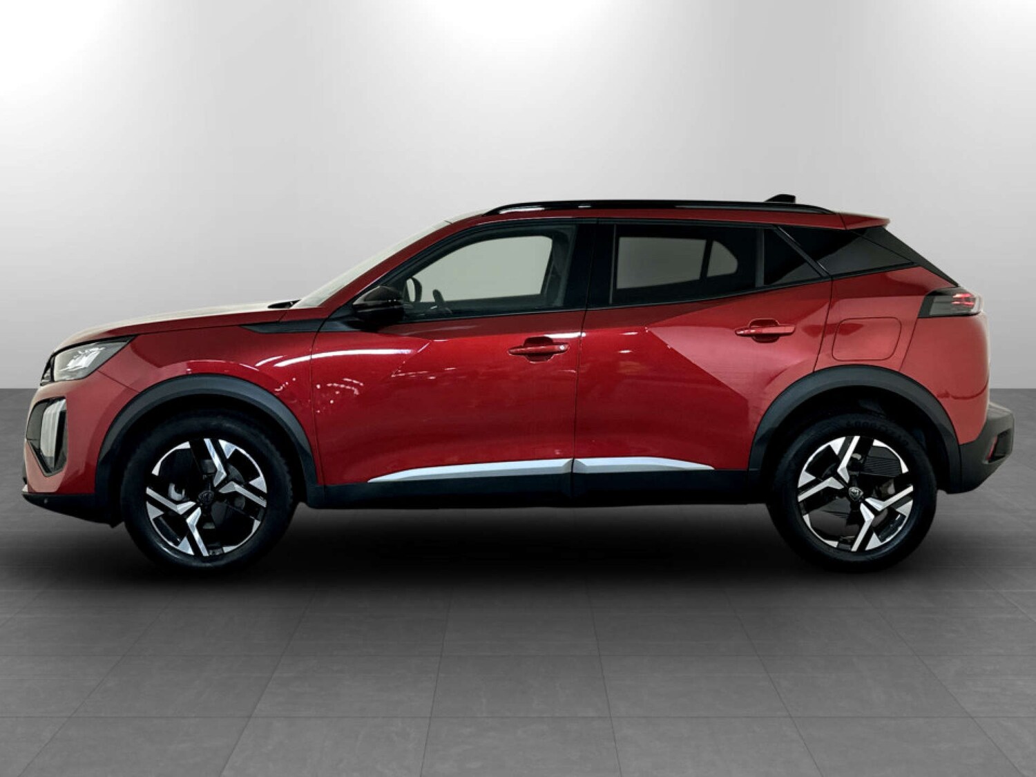 Used Peugeot 2008 2023 for sale - 77664927: Photo 6