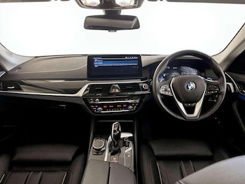 Used BMW 5 Series 2023 for sale - 76984766: Photo