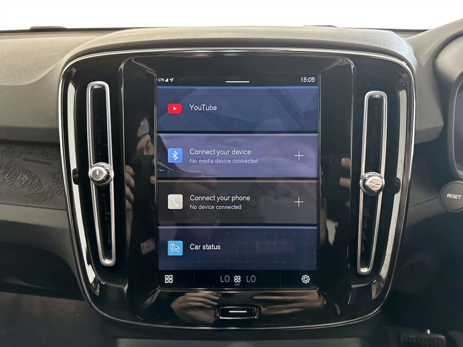 Used Volvo XC40 2023 for sale - 77734928: Photo 23