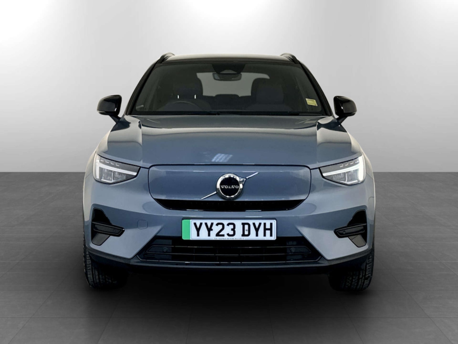 Used Volvo XC40 2023 for sale - 77734928: Photo 5