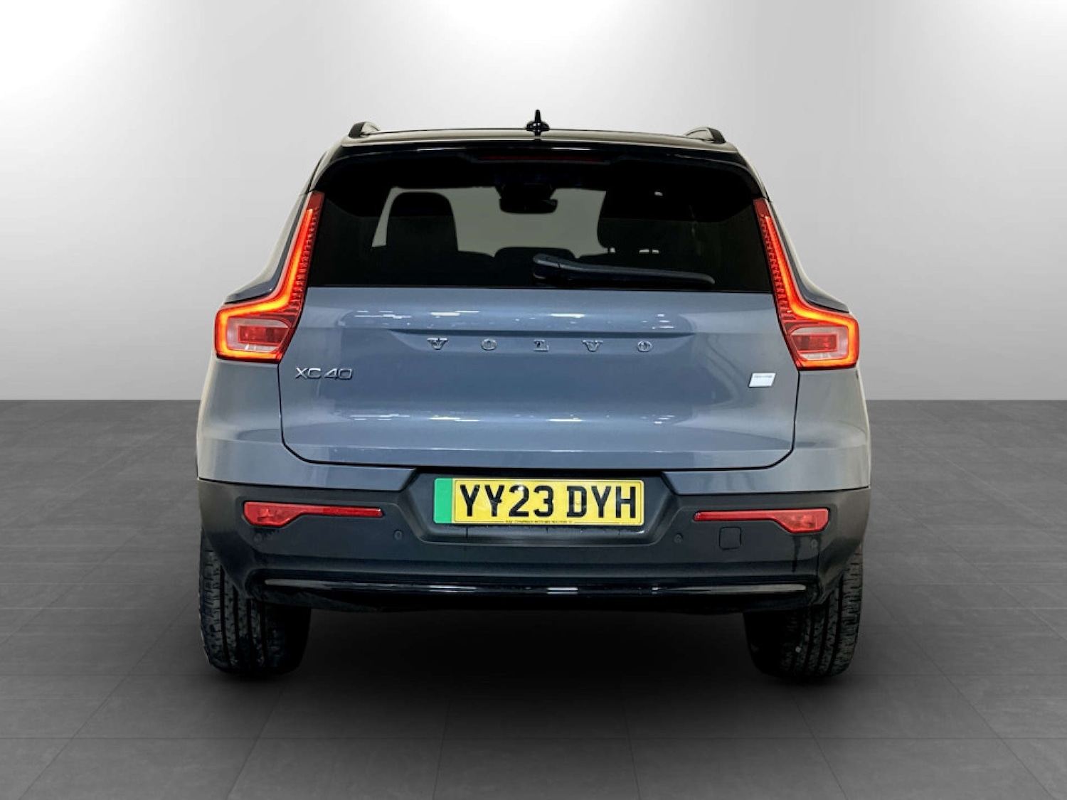 Used Volvo XC40 2023 for sale - 77734928: Photo 9