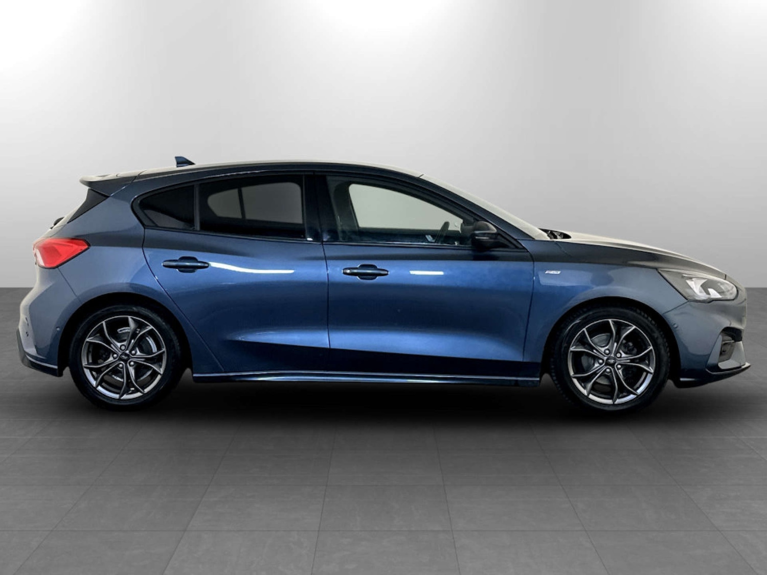 Used Ford Focus 2021 for sale - 77736119: Photo 11