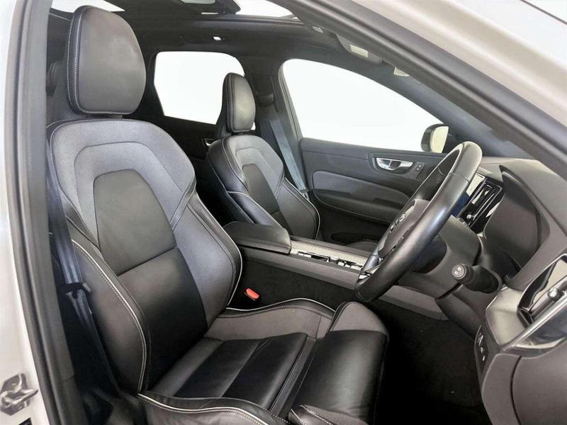 Used Volvo XC60 2021 for sale - 76826196: Photo 13