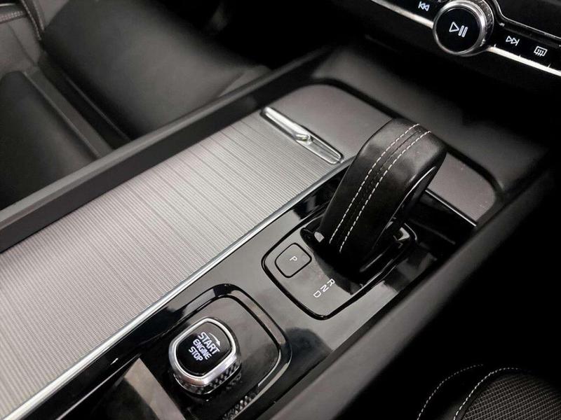 Used Volvo XC60 2021 for sale - 76826196: Photo 25