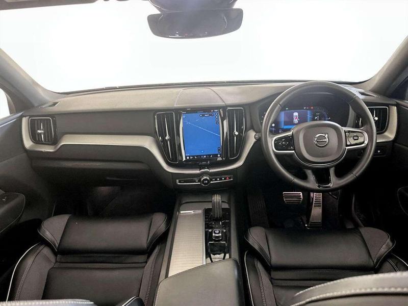 Used Volvo XC60 2021 for sale - 76826196: Photo 3