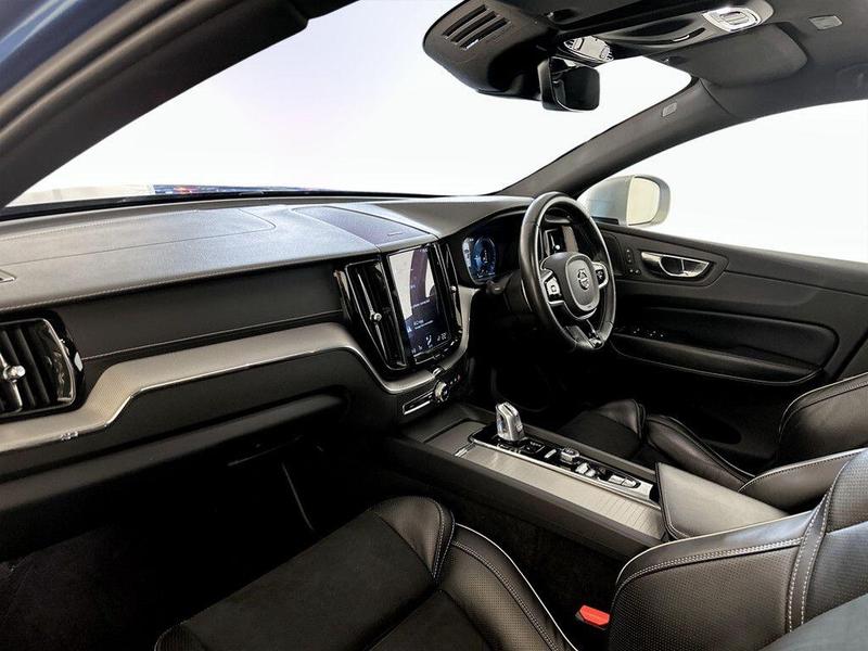 Used Volvo XC60 2018 for sale - 76117657: Photo 12