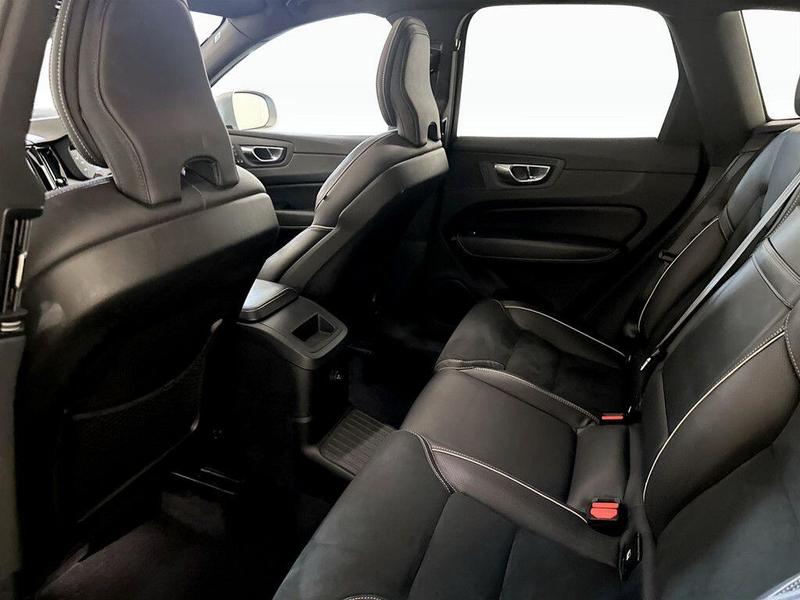 Used Volvo XC60 2018 for sale - 76117657: Photo 15