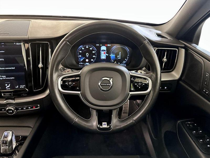 Used Volvo XC60 2018 for sale - 76117657: Photo 17