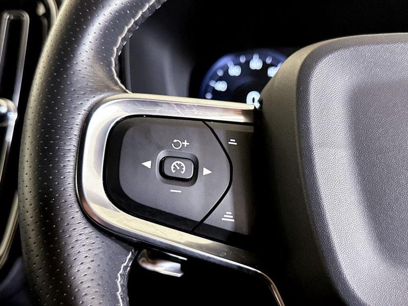 Used Volvo XC40 2020 for sale - 76344446: Photo 17
