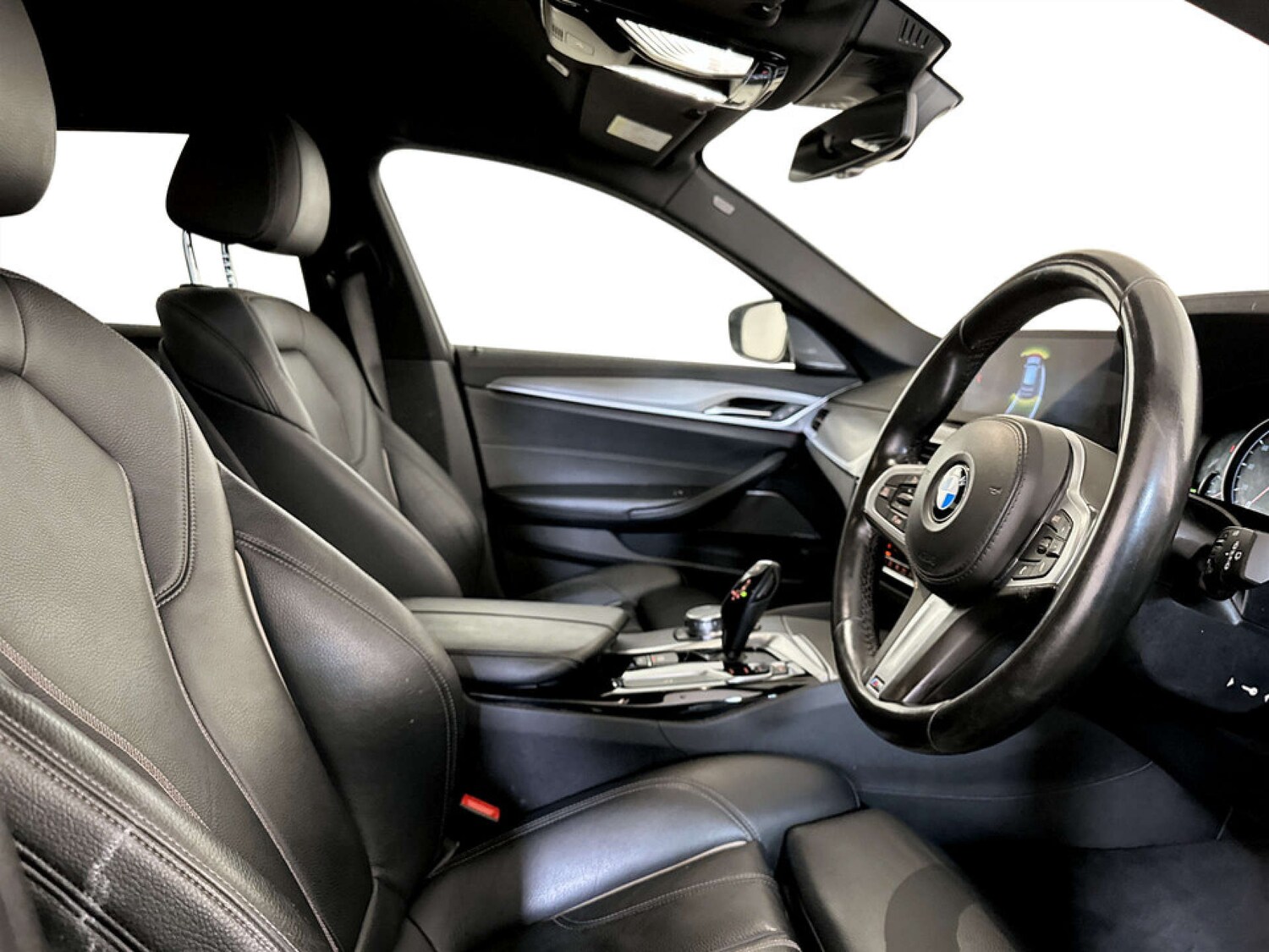 Used BMW 5 Series 2017 for sale - 77523320: Photo 12