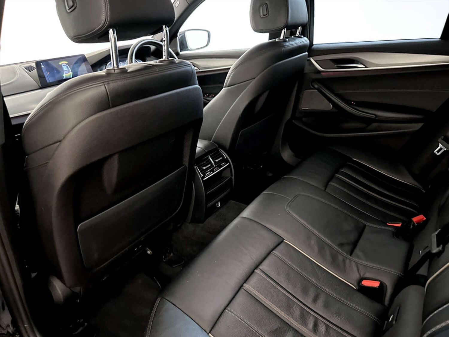 Used BMW 5 Series 2017 for sale - 77523320: Photo 13