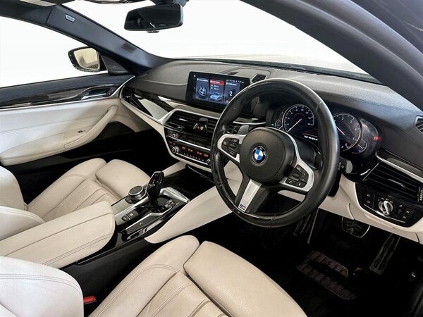 Used BMW 5 Series 2018 for sale - 76162052: Photo 15