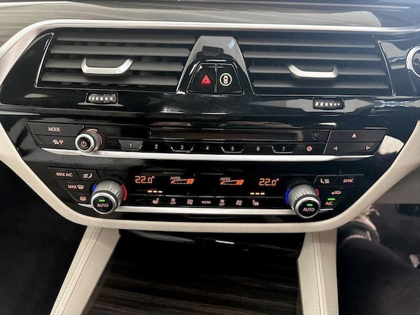 Used BMW 5 Series 2018 for sale - 76162052: Photo 26