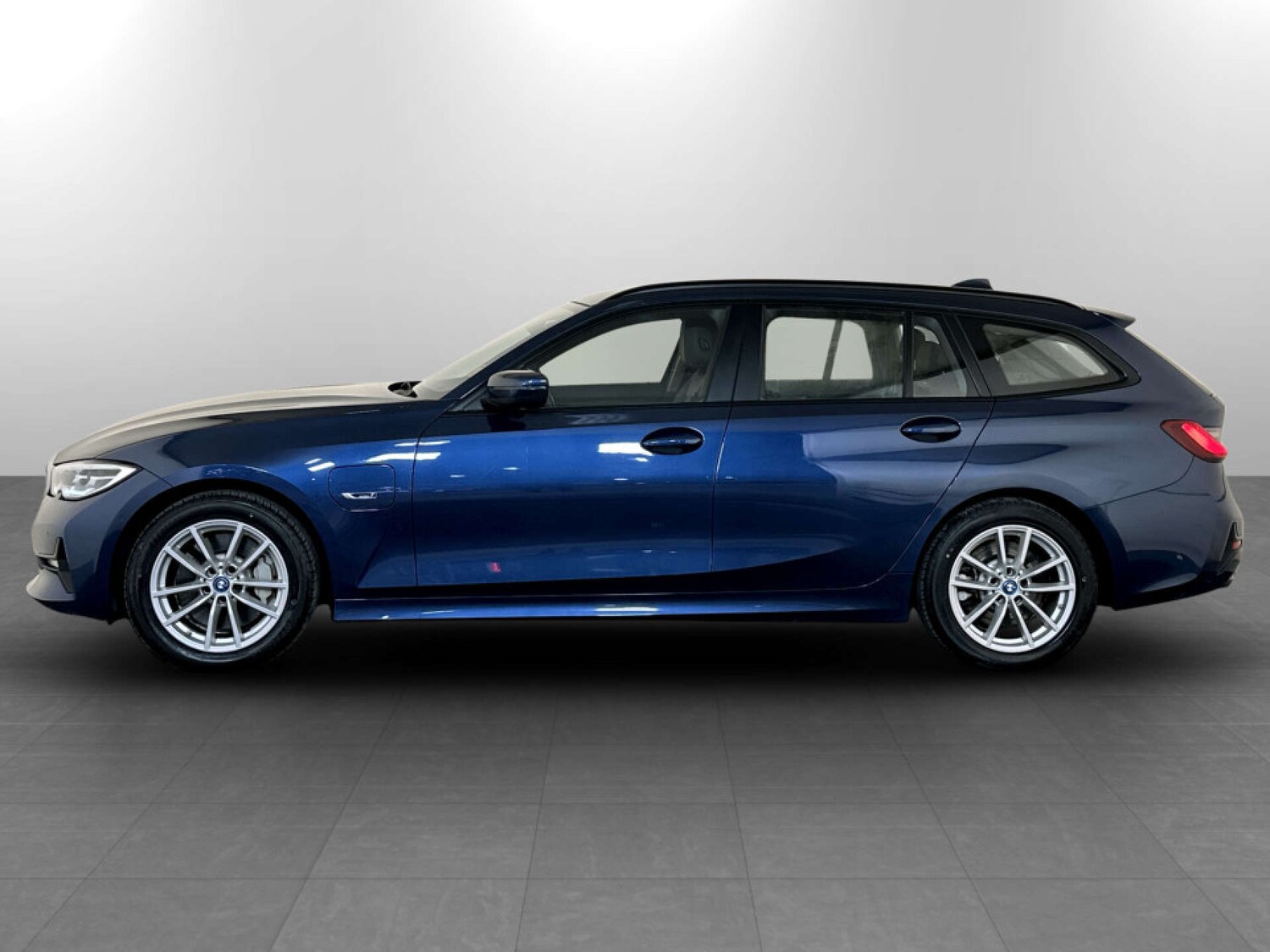 Used BMW 3 Series 2021 for sale - 77583937: Photo 7