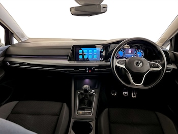 Used Volkswagen Golf 2022 for sale - 77185749: Photo