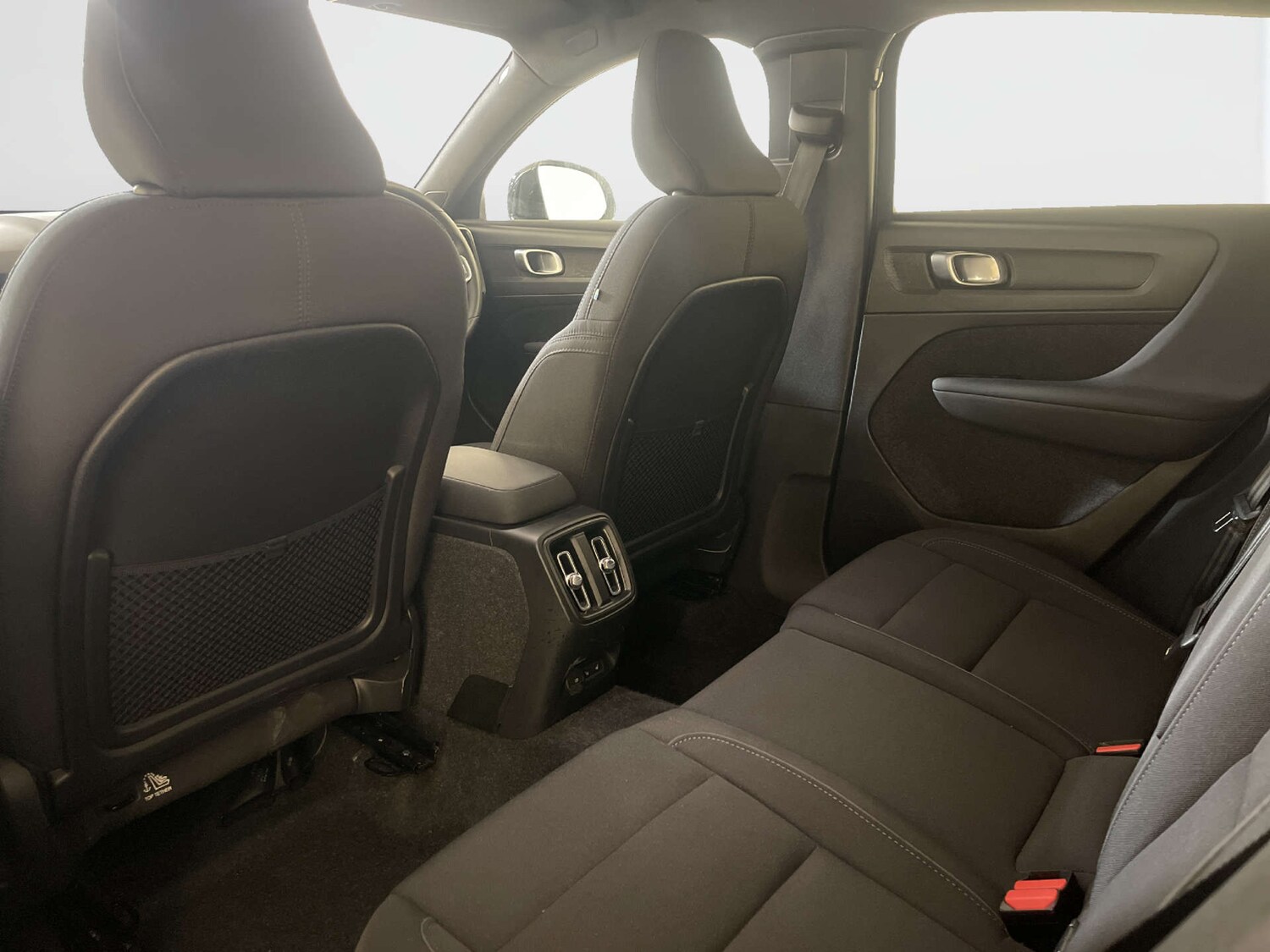 Used Volvo C40 2023 for sale - 77963170: Photo 14