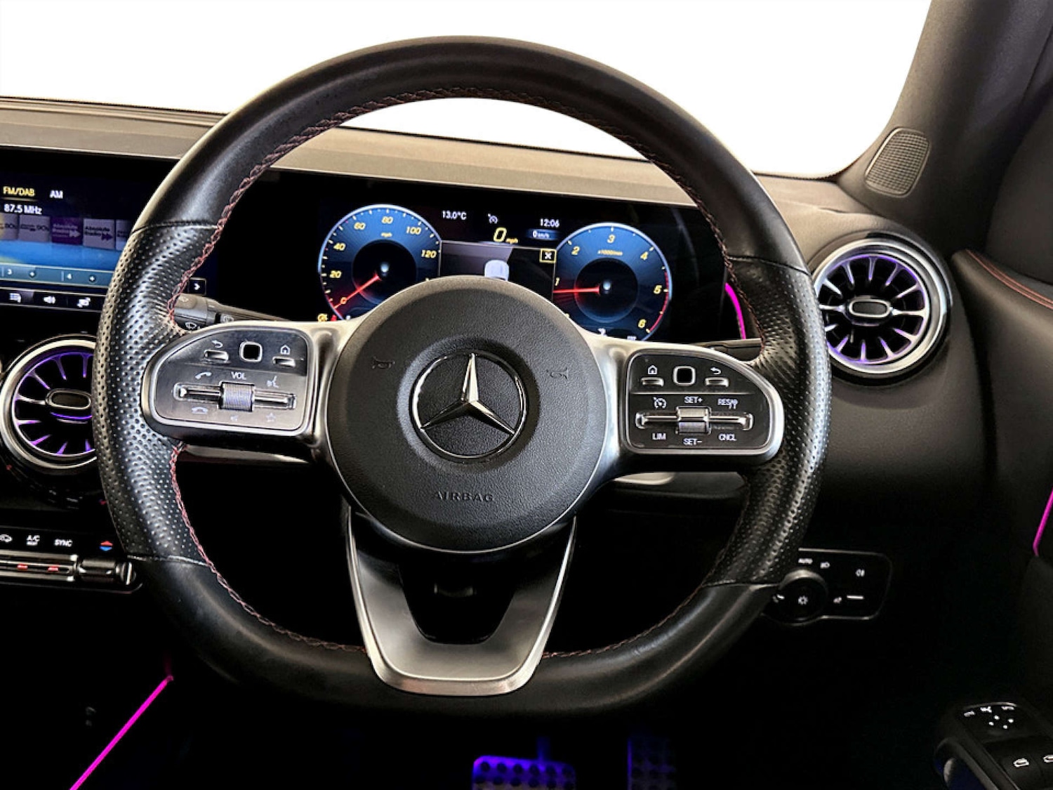 Used Mercedes-Benz GLB 2022 for sale - 77186052: Photo 18