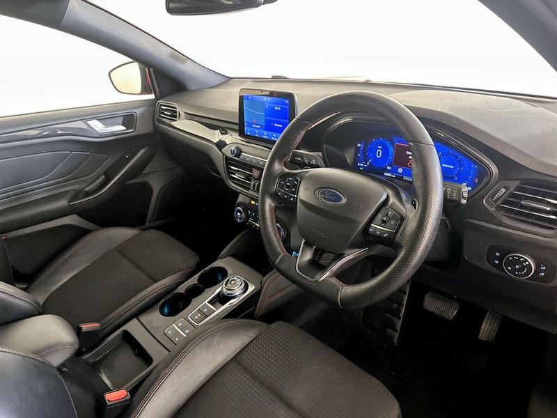 Used Ford Focus 2021 for sale - 76382202: Photo 16