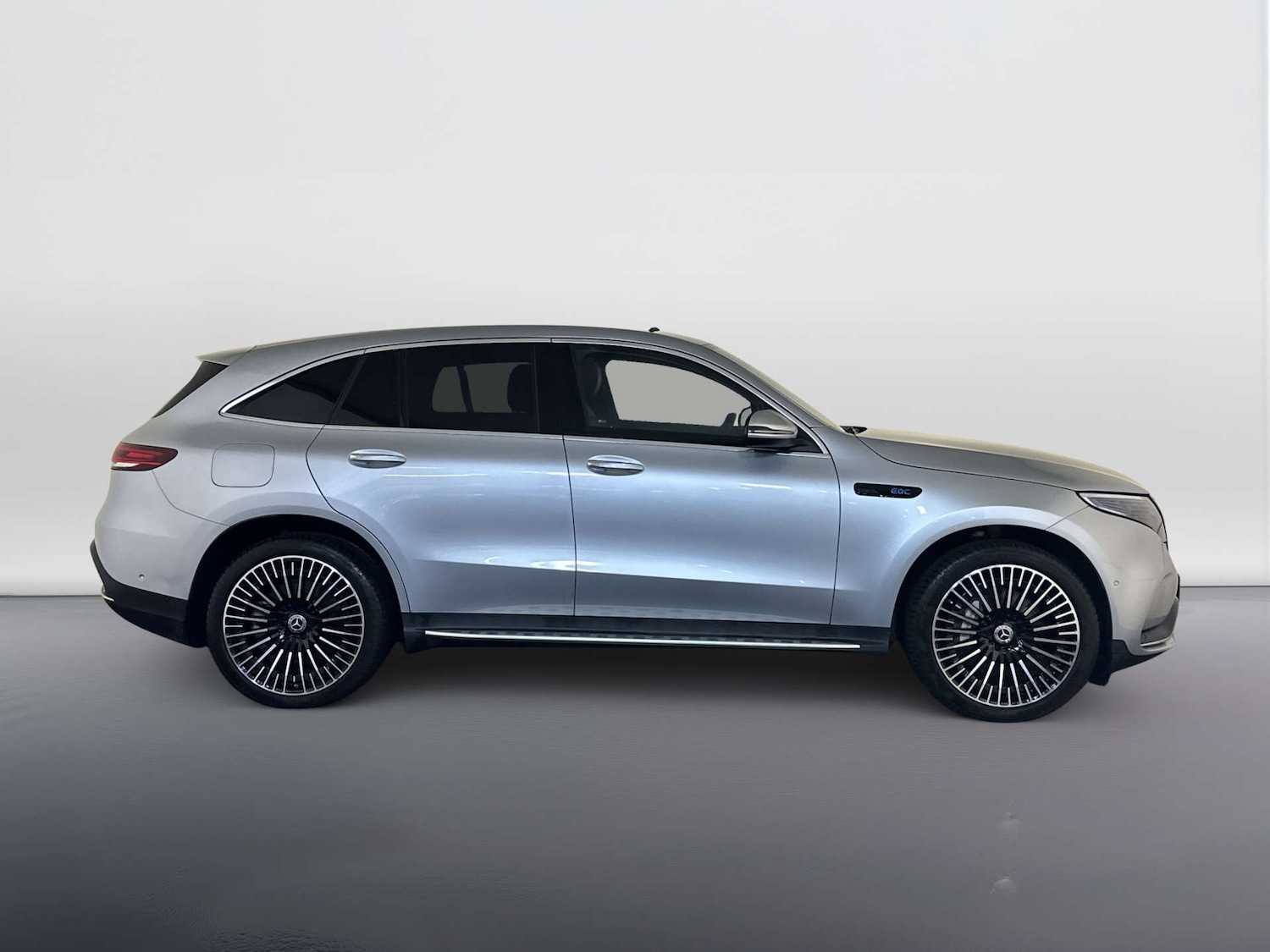 Used Mercedes-Benz EQC 2023 for sale - 77916428: Photo 11