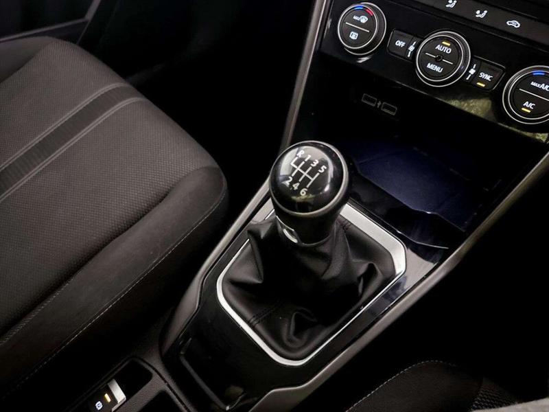 Used Volkswagen T-Roc 2018 for sale - 76722982: Photo 26