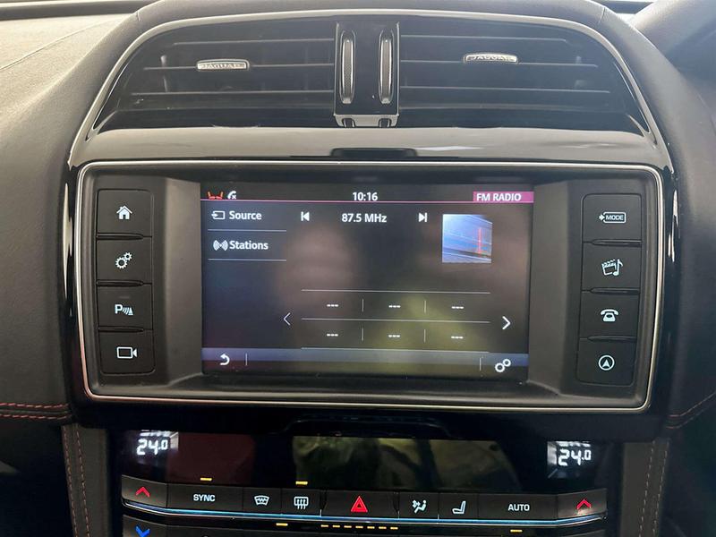 Used Jaguar F-Pace 2018 for sale - 77071577: Photo 24