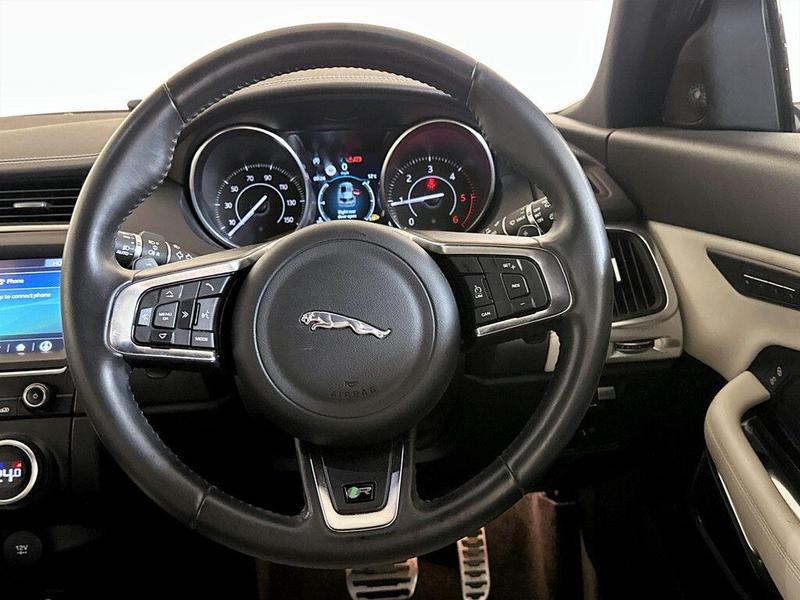 Used Jaguar E-Pace 2019 for sale - 76494488: Photo 16