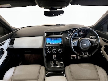 Used Jaguar E-Pace 2019 for sale - 76494488: Photo