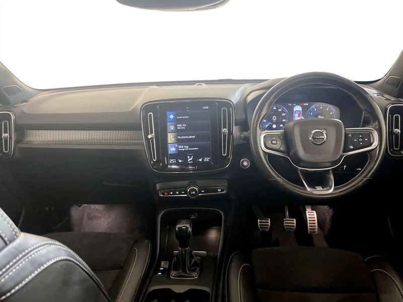 Used Volvo XC40 2018 for sale - 77063923: Photo 3