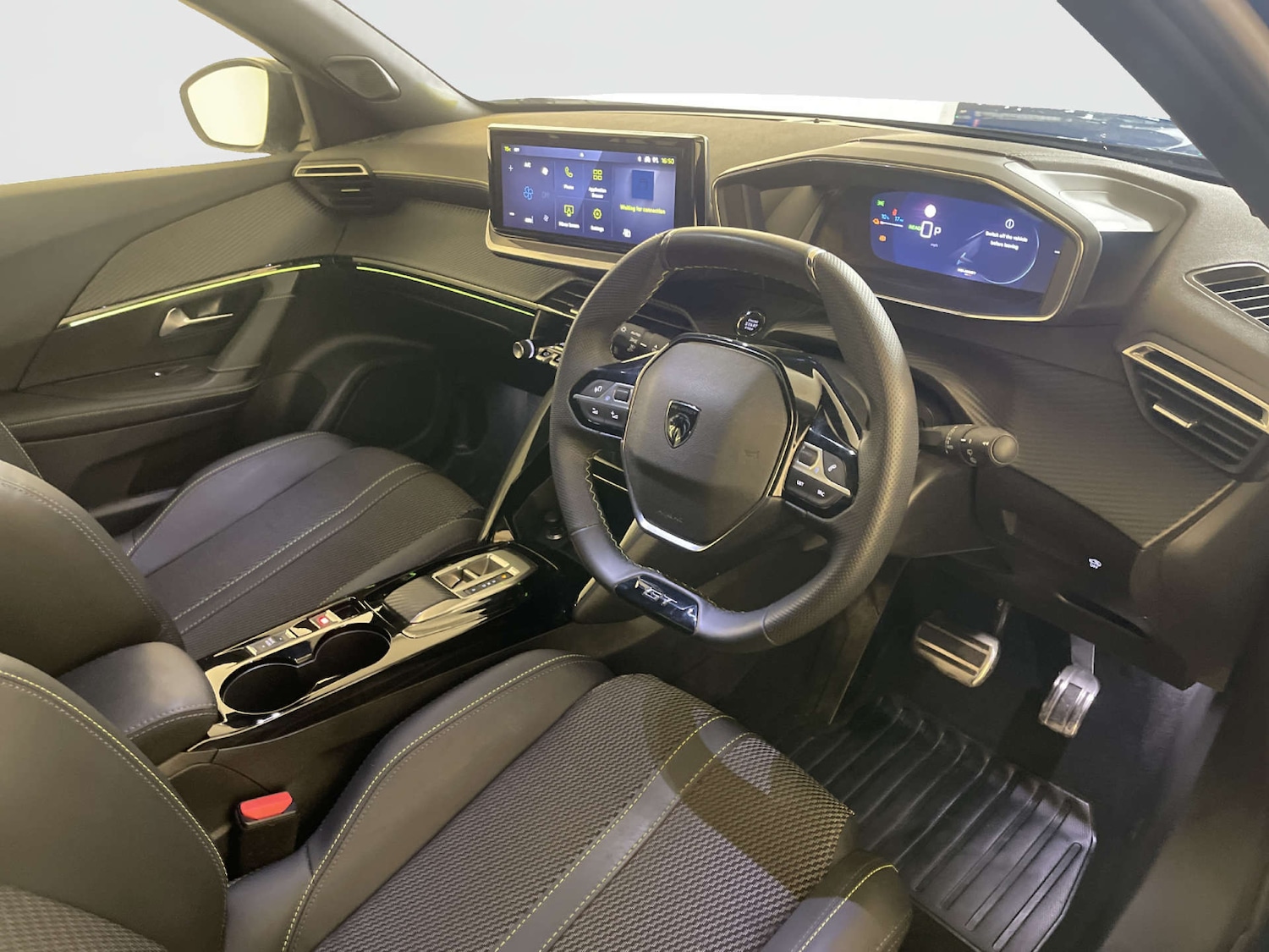 Used Peugeot 2008 2025 for sale - 78152349: Photo 16